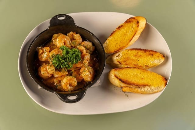 Camarones Al Ajillo / Garlic Prawns.